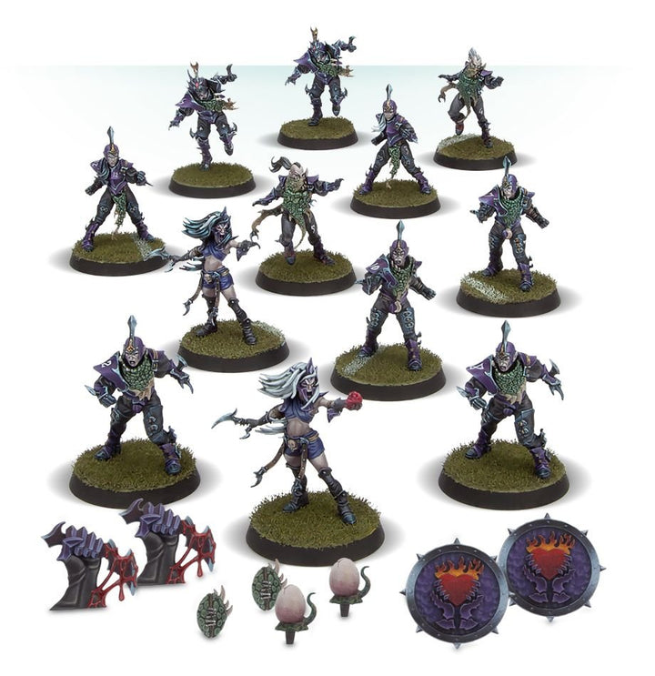 10551-IIRUE-Blood-Bowl-Dark-Elf-Team-2020