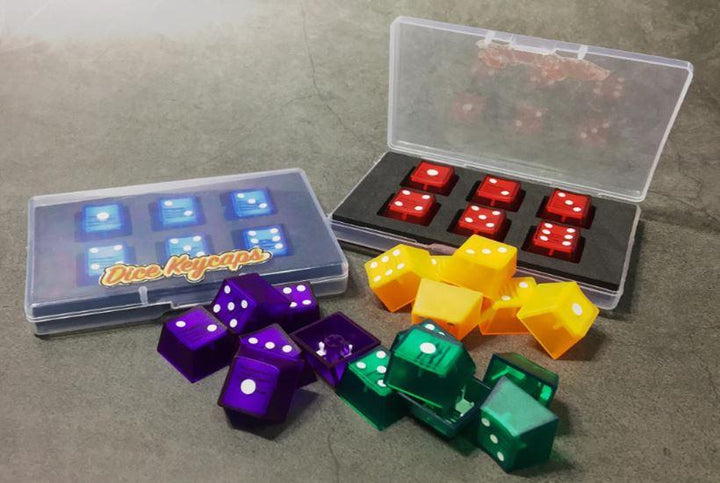 1854-P4LPS-6-Key-Dice-Translucent-ABS-Set-Red